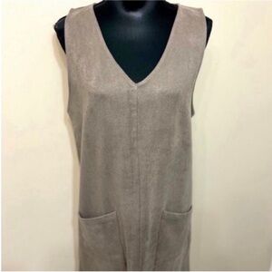 She + Sky Sleeveless V-Neck Suede-Look Shift Dress in Taupe L